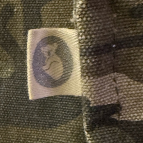 Quilted Koala Upright Tote Green Camo with Crossbody Strap - Picture 2 of 4